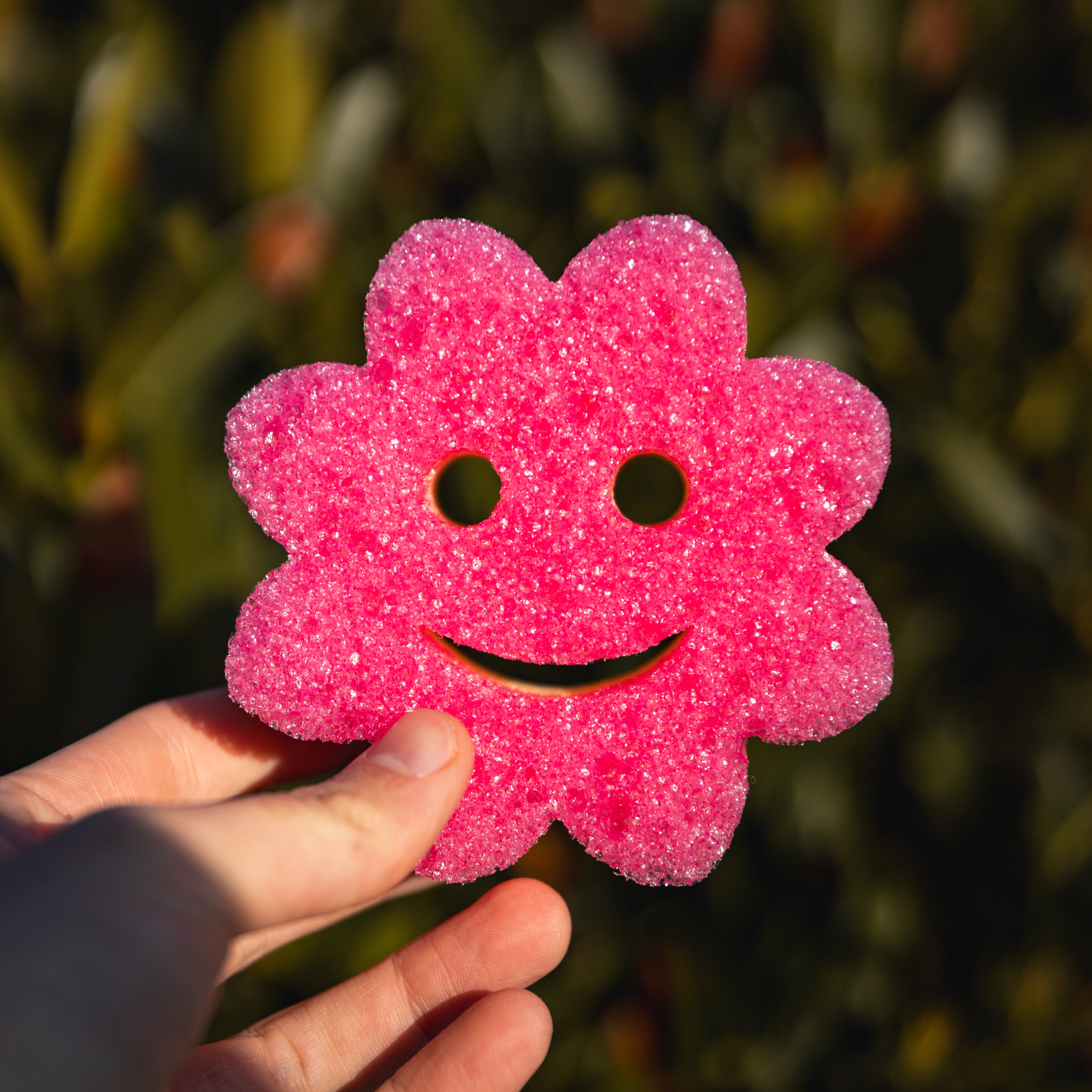 Scrub Mommy Power Flower pink houbička 1 ks